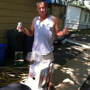 Meet your Posher, Efrain